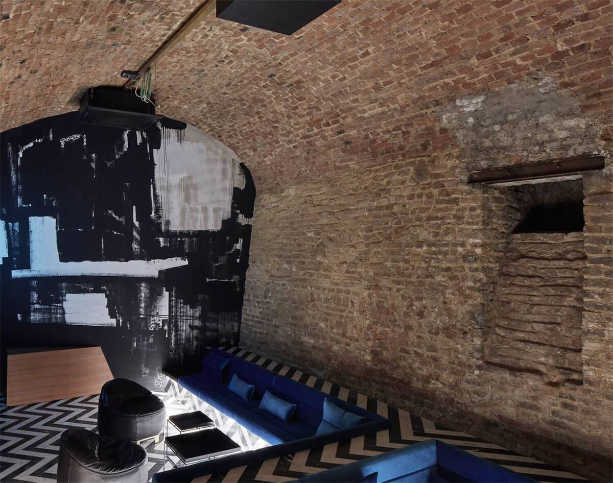 Bar design，brick，basement，Walnut，wood，sofa，natural，