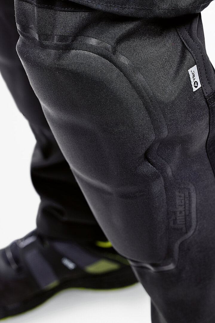 2024 Red Dot Product Design Award，Industrial Design and Robotics，Safety clothing，
