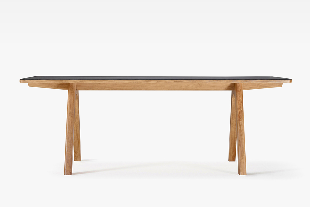 Chevron，Dasras，Table，chair，woodiness，oak，ceramics，