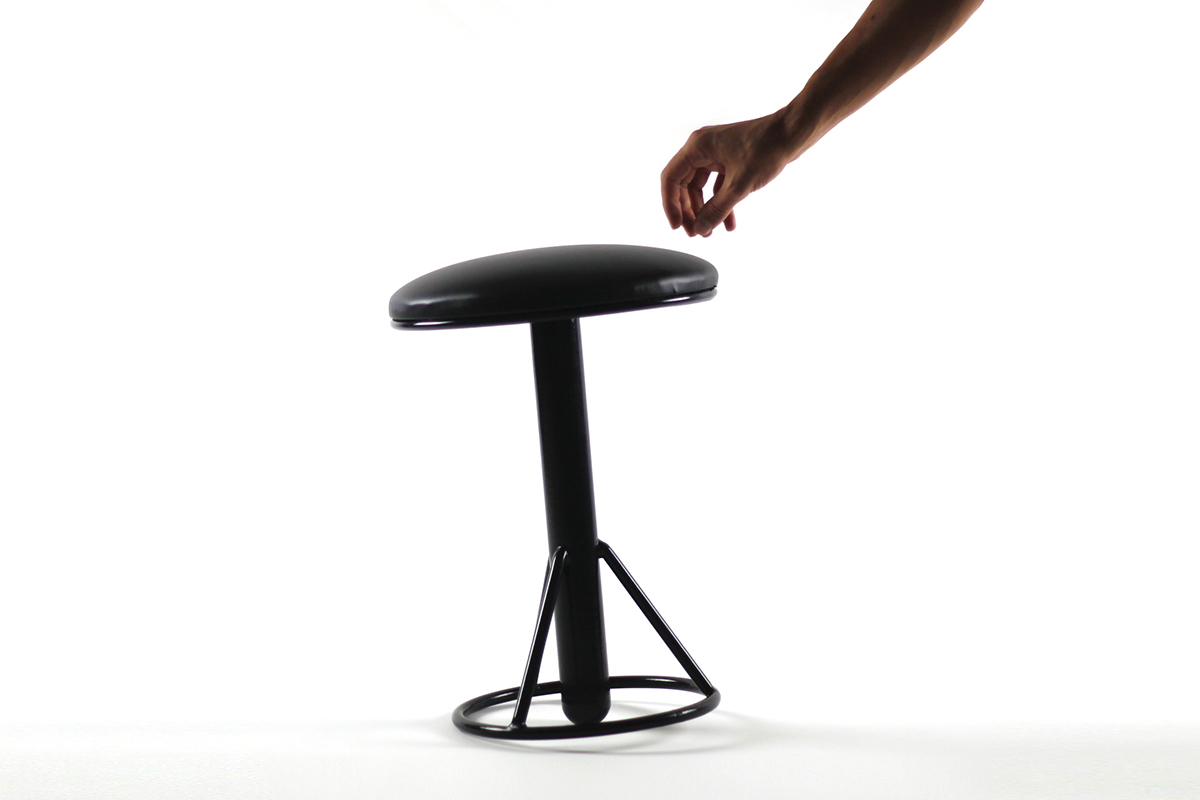 Cantinflas，stool，simple and easy，move，