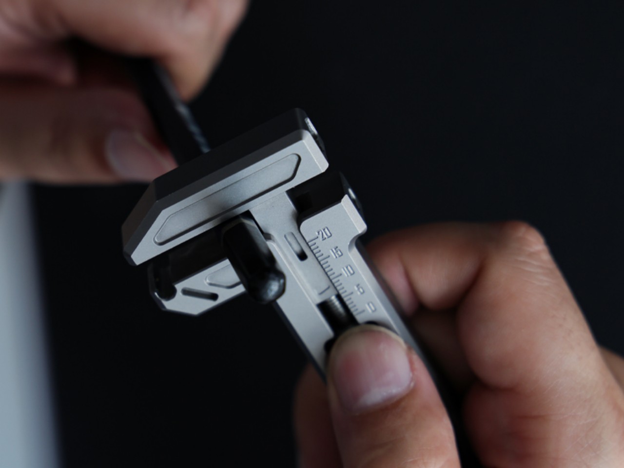 EDC，multi-function，tool，Outdoor equipment，security，