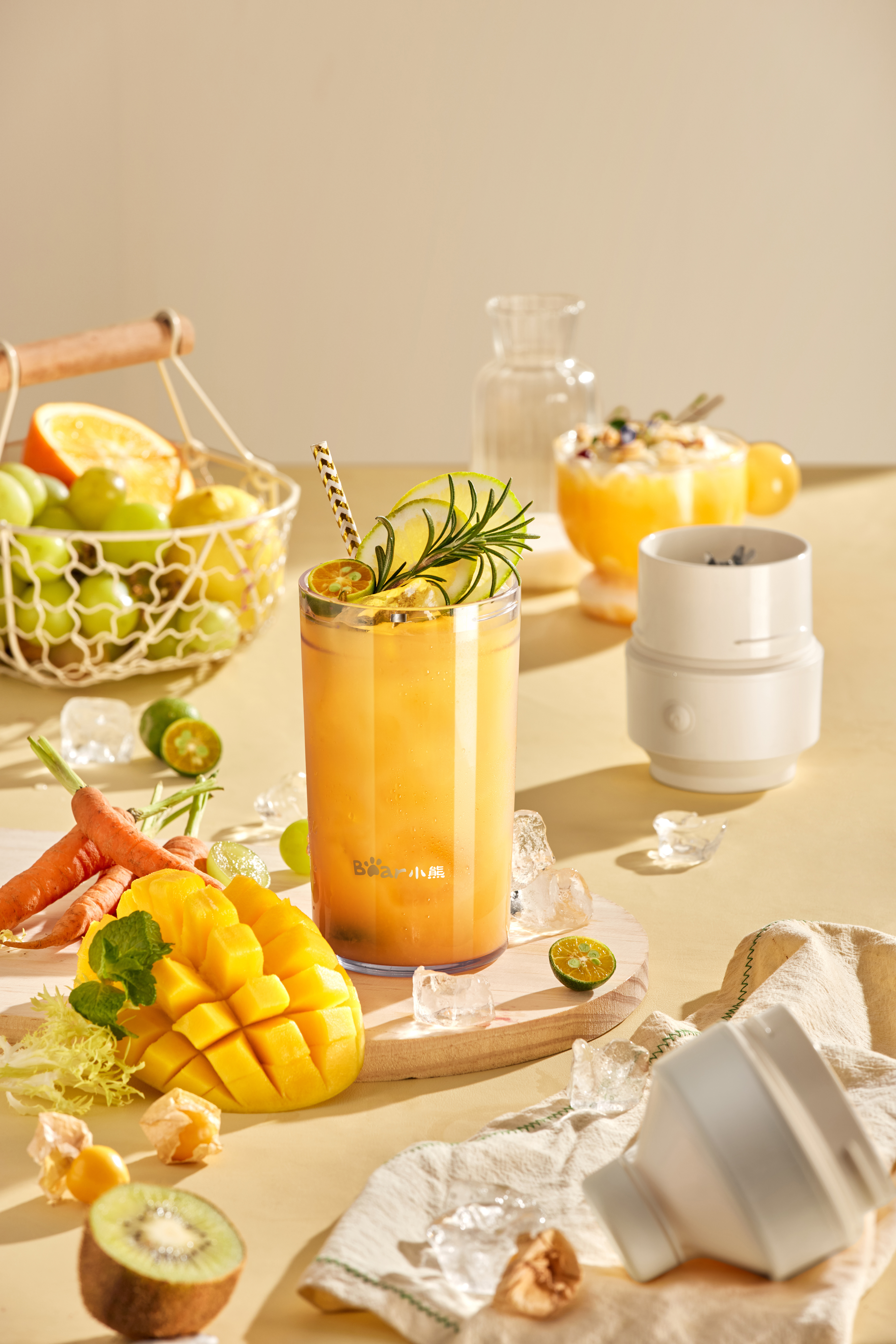 Juice cup，Coffee，fruit juice，Exquisite life，