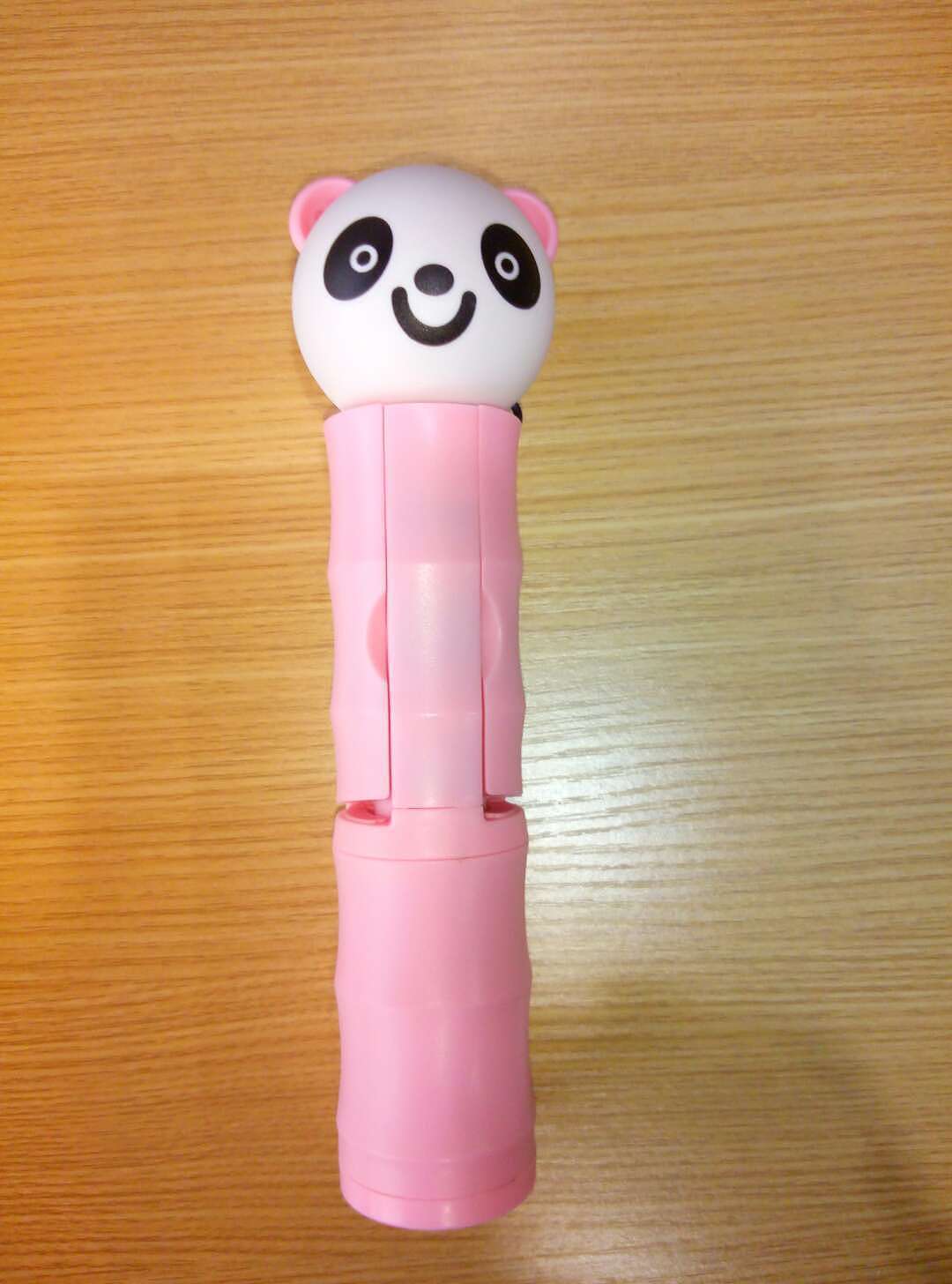 Appearance design，Structural design，Panda selfie pole，selfie stick，