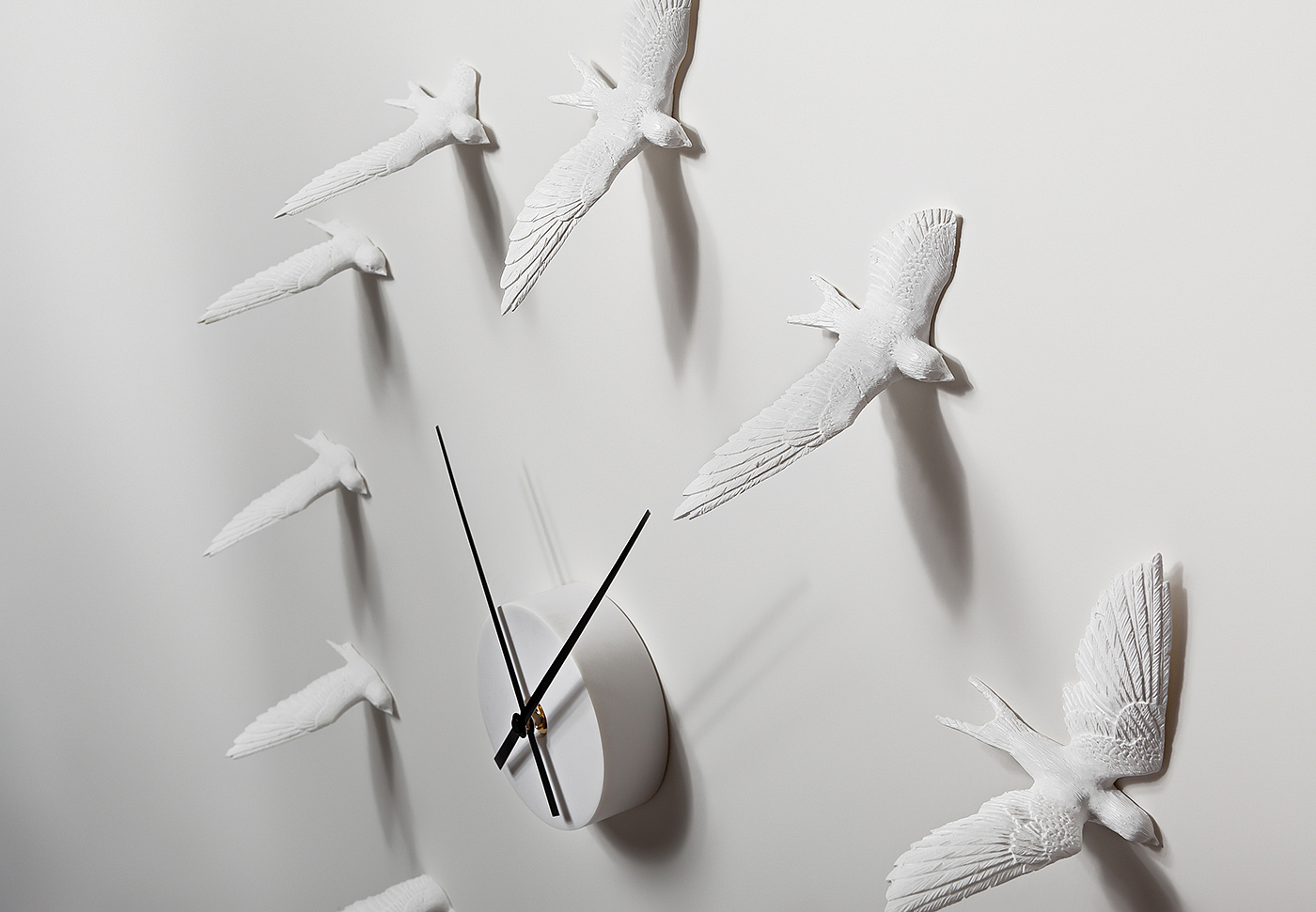 Creative lamps，lion，Lamp design，Creative products，pocket watch，clocks and watches，Hanging mirror，mirror，birds，Bird，Bionics Design ，white，Flowerpot design，Floral design ，deer，Sika deer，