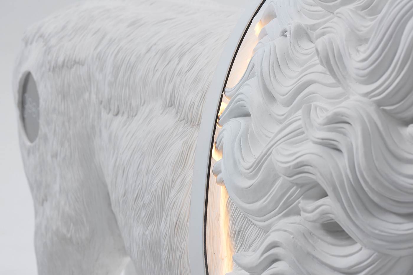 Creative lamps，lion，Lamp design，Creative products，pocket watch，clocks and watches，Hanging mirror，mirror，birds，Bird，Bionics Design ，white，Flowerpot design，Floral design ，deer，Sika deer，