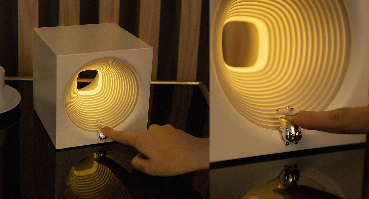 Space-Time Shuttle，Creative lamp，A vision of the future，Creative design，Atmosphere lamp，gift，Simple design，cat，