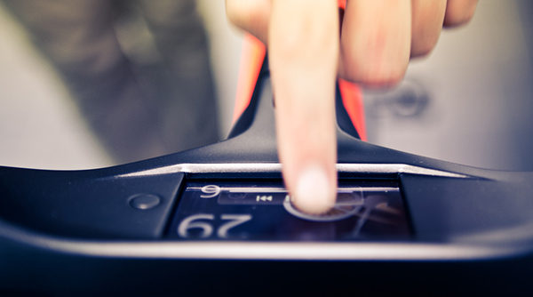 traffic，motion，outdoors，Dongfeng sign，Bicycle，