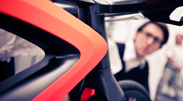 traffic，motion，outdoors，Dongfeng sign，Bicycle，