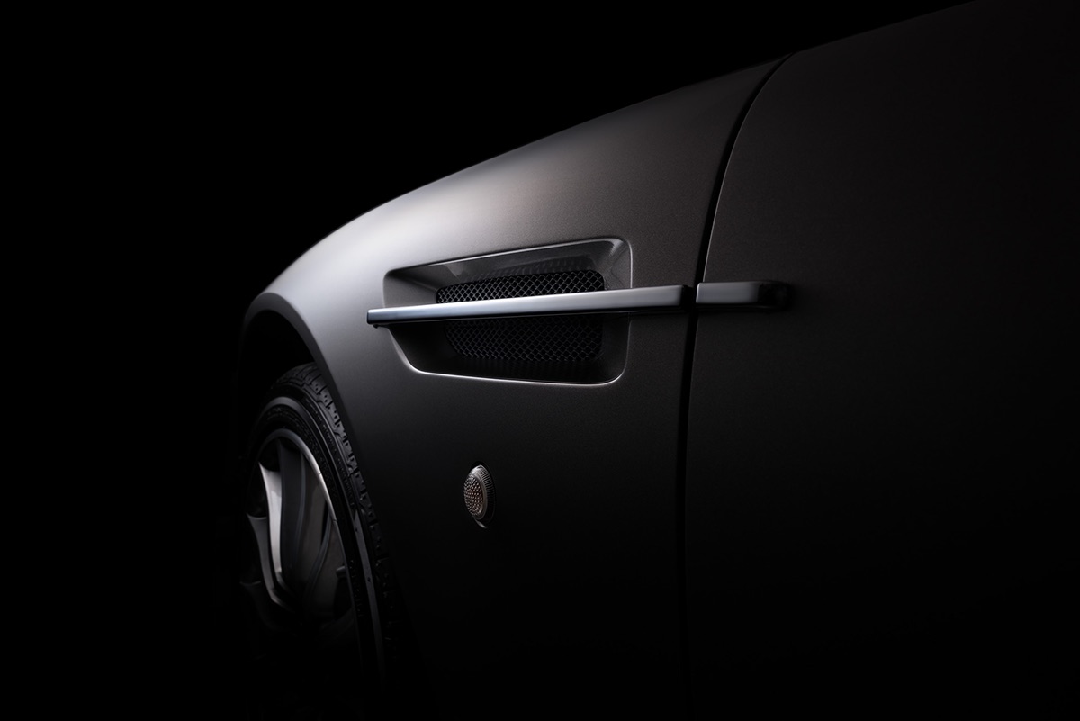 Aston Martin，vehicle，product design，automobile，