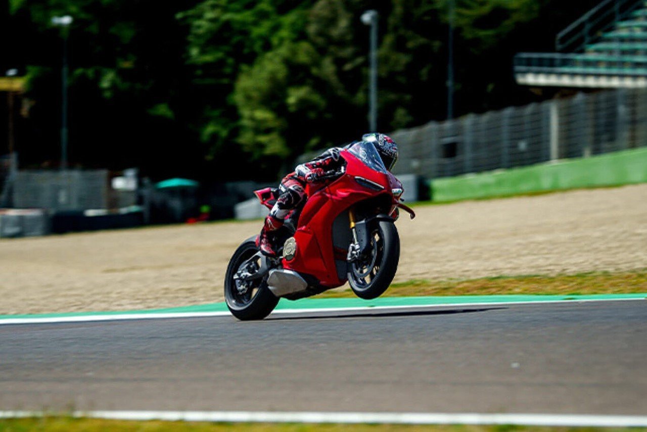 Ducati，Panigale V4，Super motorcycle，