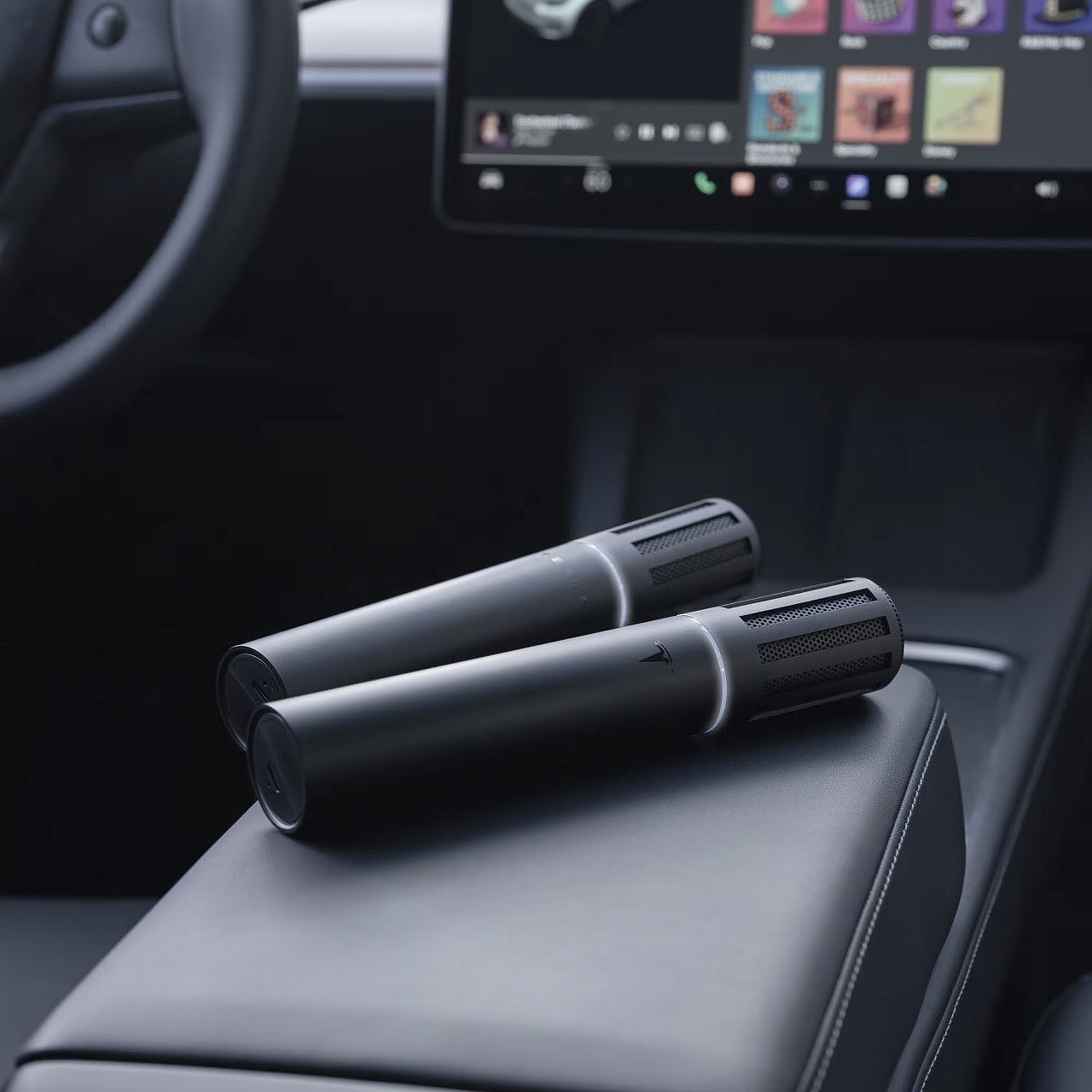 Tesla，Car-aoke，Microphone，