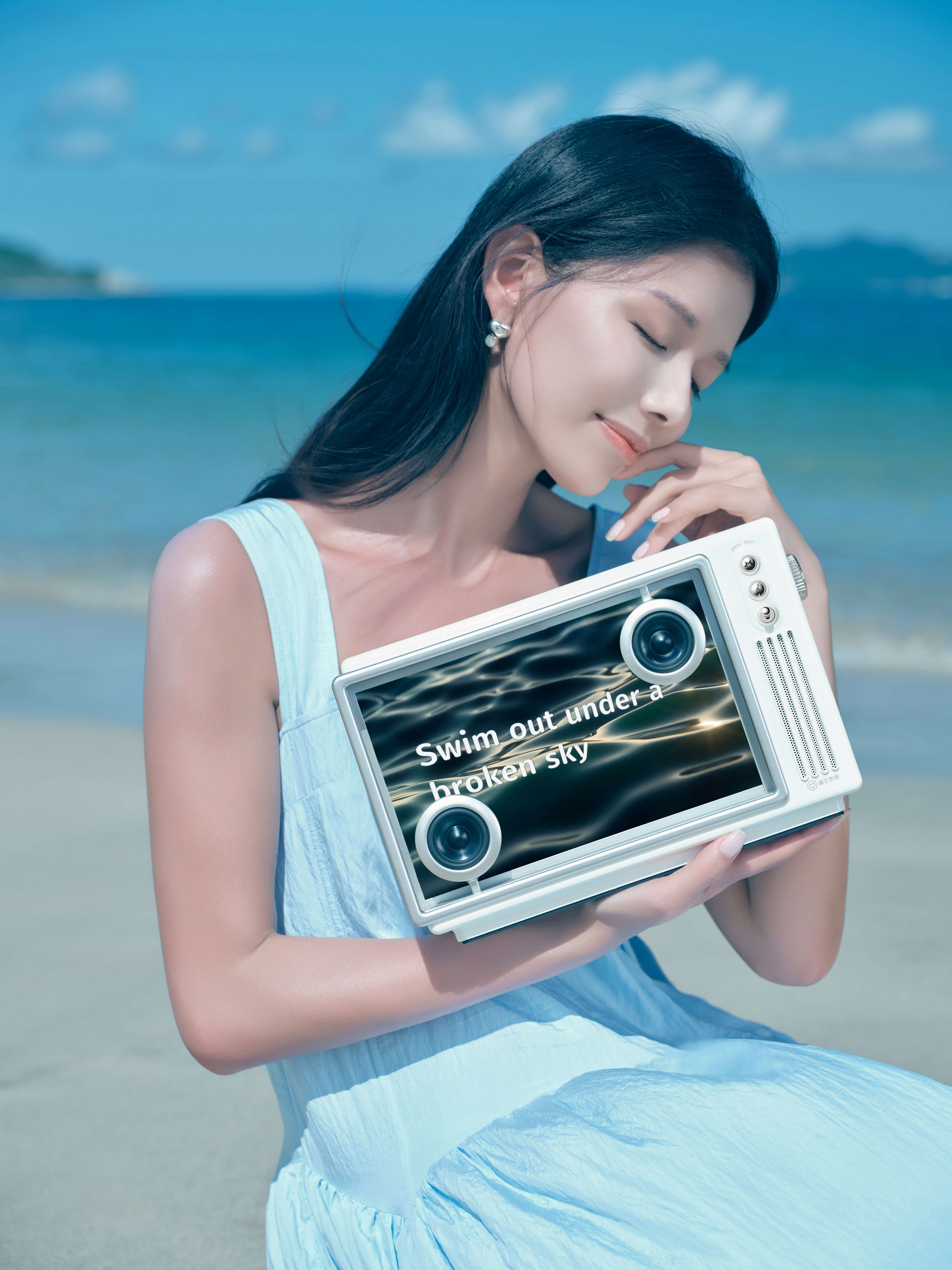 product design，industrial design，loudspeaker box，Lyrics sound，Microphone，Elvis stereo，