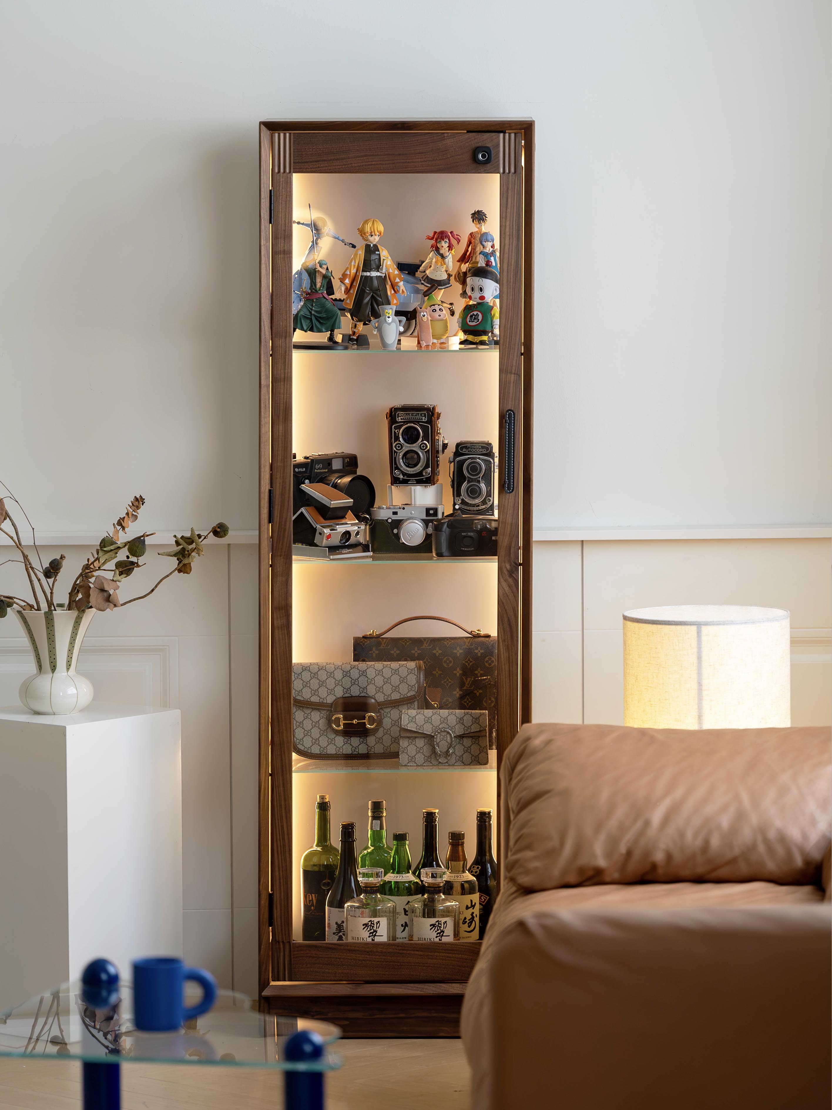 Original design，furniture design ，Display cabinet，Residential Furniture，Solid wood furniture，Black walnut furniture，