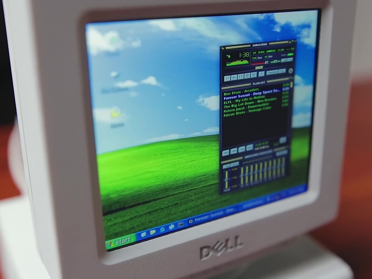 computer，Mini version，retro，Retro，Windows XP，