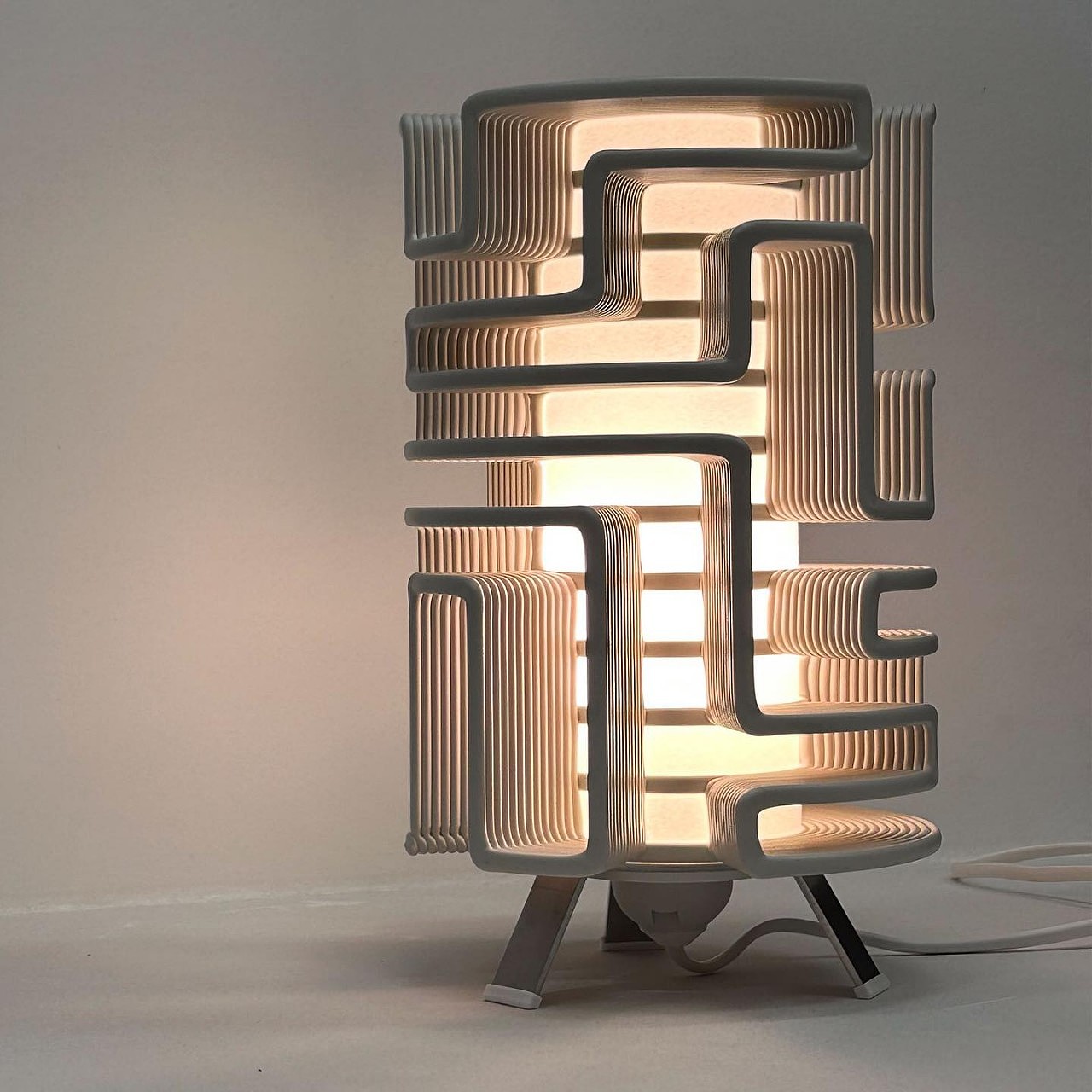 lamps and lanterns，3D printing，Sustainable materials，Recycling，maze，