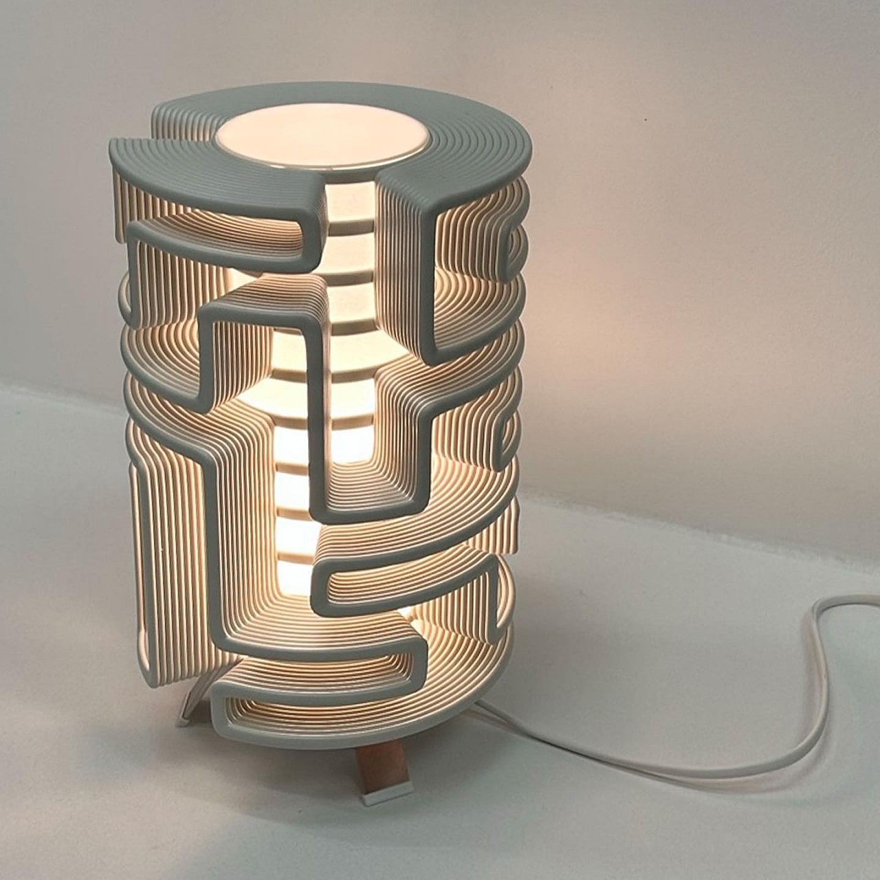 lamps and lanterns，3D printing，Sustainable materials，Recycling，maze，