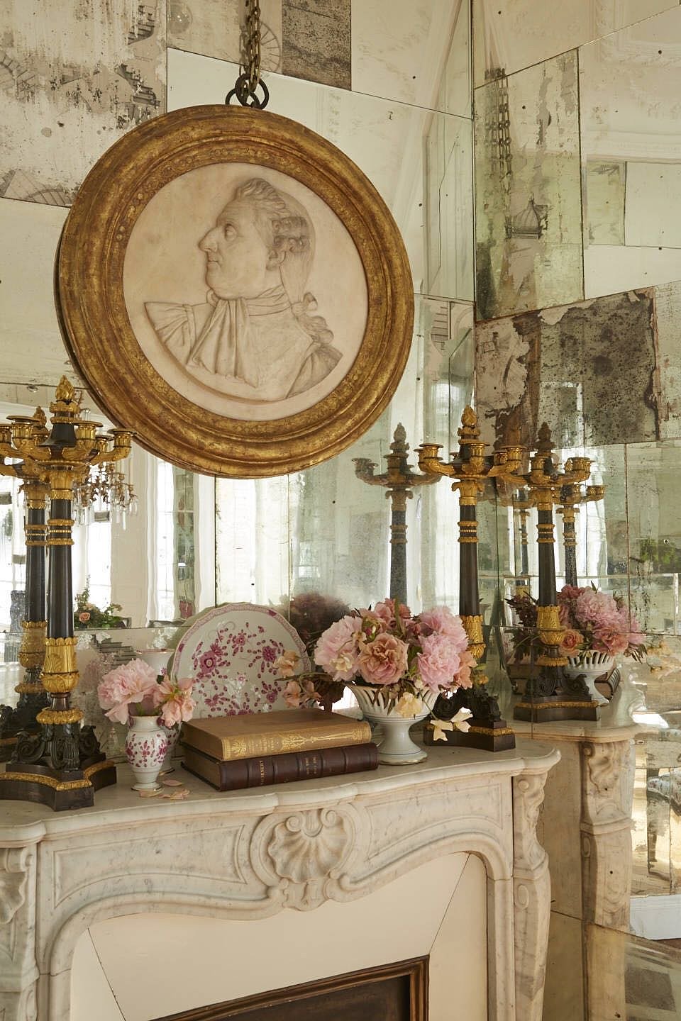 classic，Noble luxury，Romantic sentiment，Italy，France，Artistic aesthetics，Interior design，space design ，