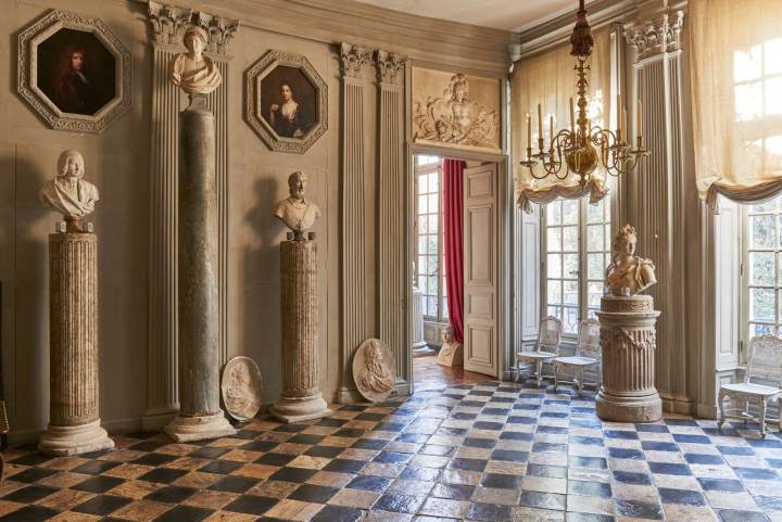 classic，Noble luxury，Romantic sentiment，Italy，France，Artistic aesthetics，Interior design，space design ，