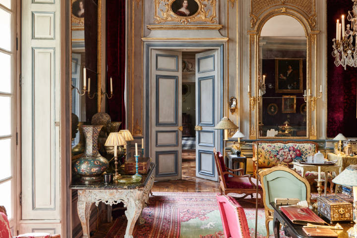 classic，Noble luxury，Romantic sentiment，Italy，France，Artistic aesthetics，Interior design，space design ，