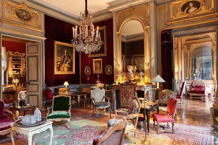 classic，Noble luxury，Romantic sentiment，Italy，France，Artistic aesthetics，Interior design，space design ，