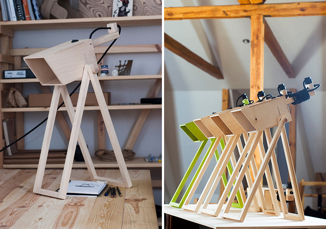 Desk lamp，rotate，