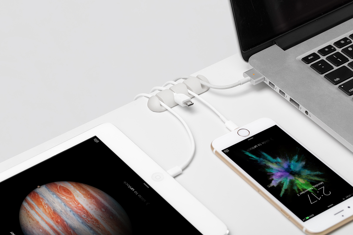 bluelounge，cabledrop，Desktop hub，Digital accessories，product design，