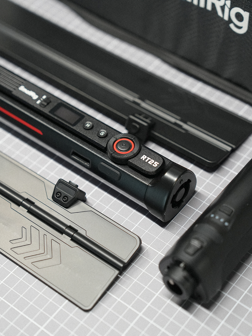 Modular design，EDC equipment，Soldier Combat Photographer，Photographic fill light，narrow，Handheld light stick，