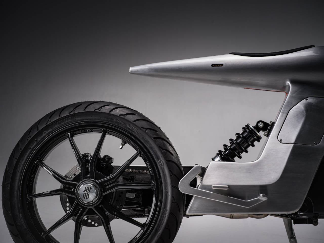 Motorcycle，EVE Odyssey，aluminium alloy，Single side rocker arm，Modern machinery，