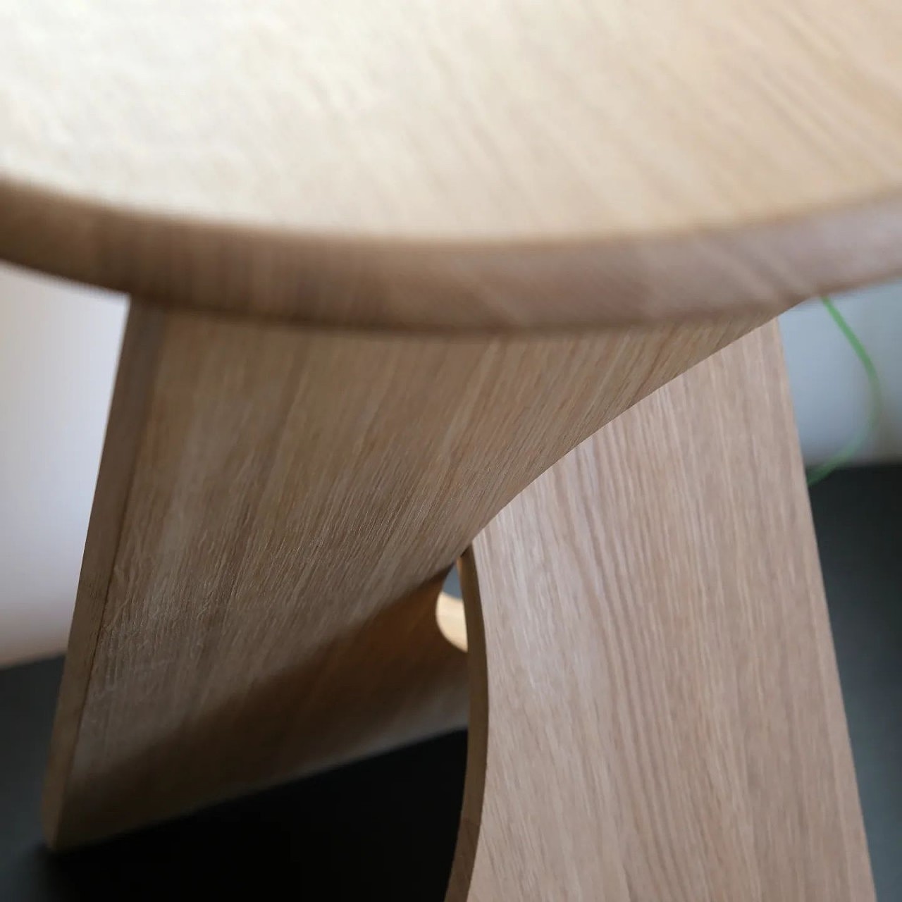 Minimalism，Side table concept，board，Slide Table，