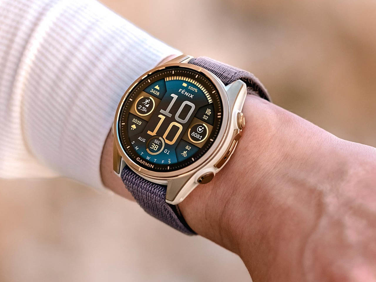 AMOLED display，solar energy，Outdoor Watch，waterproof，