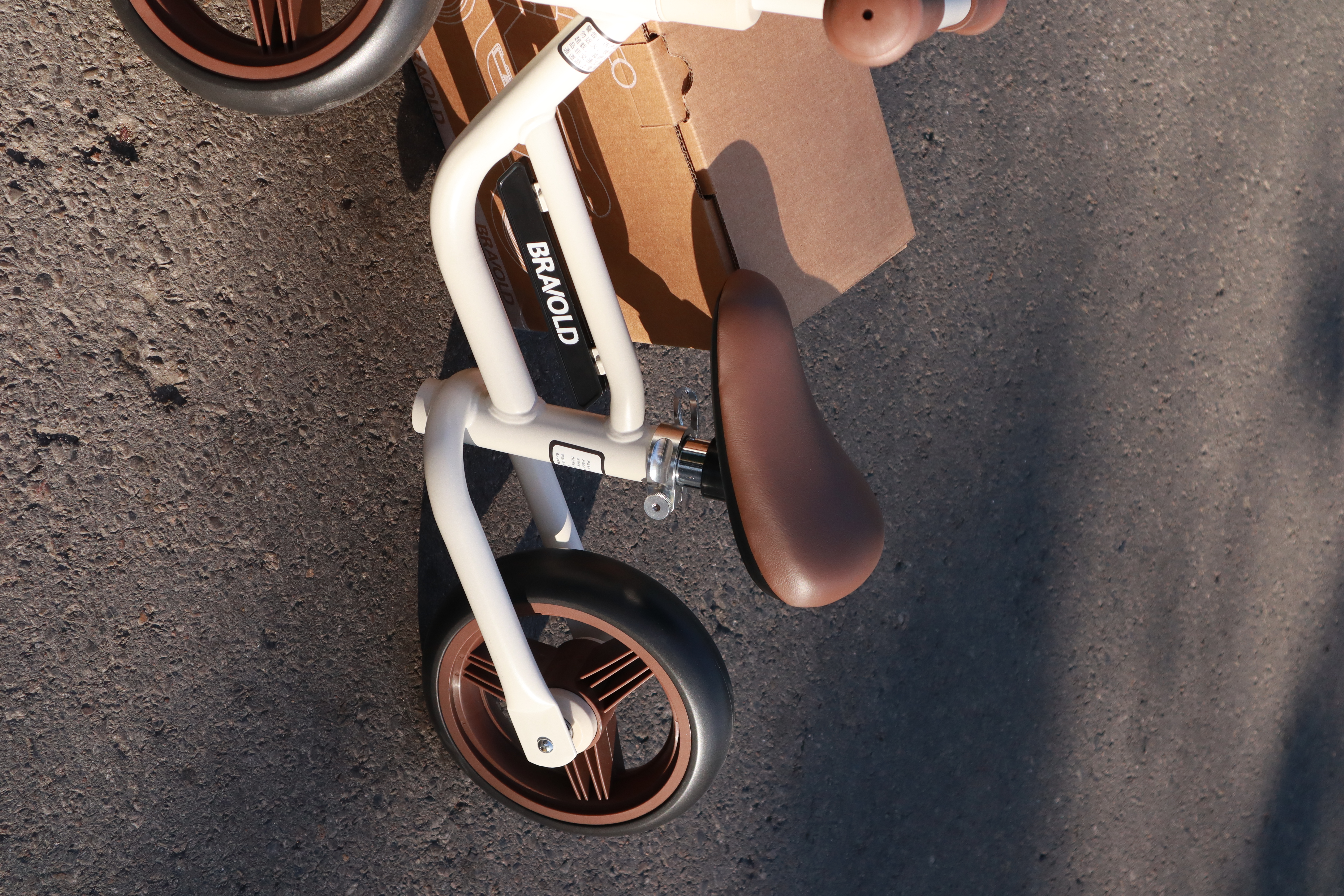 Stroller，Mother and baby，Ride，