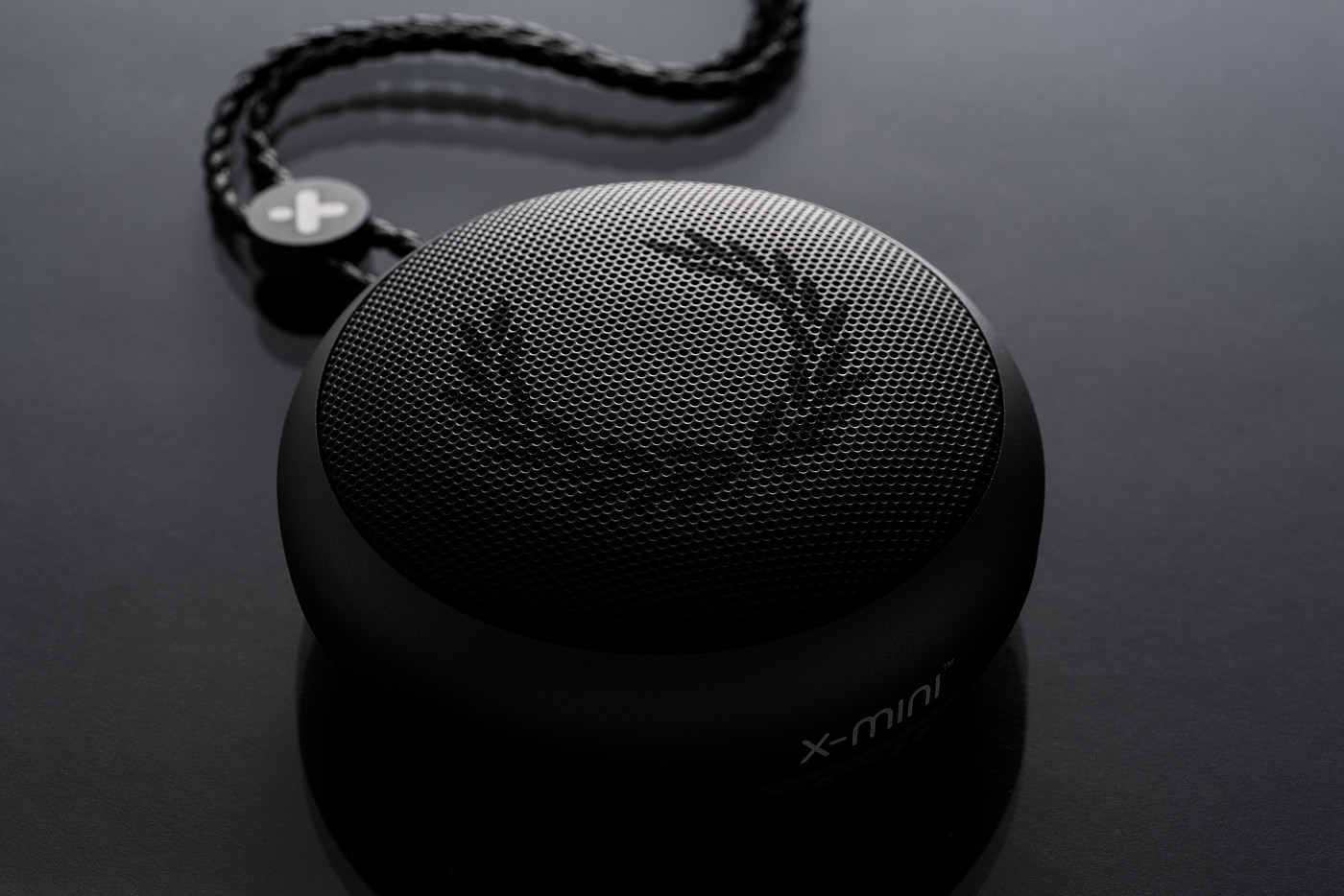 speaker，Fred，Perry，Kai，texture，