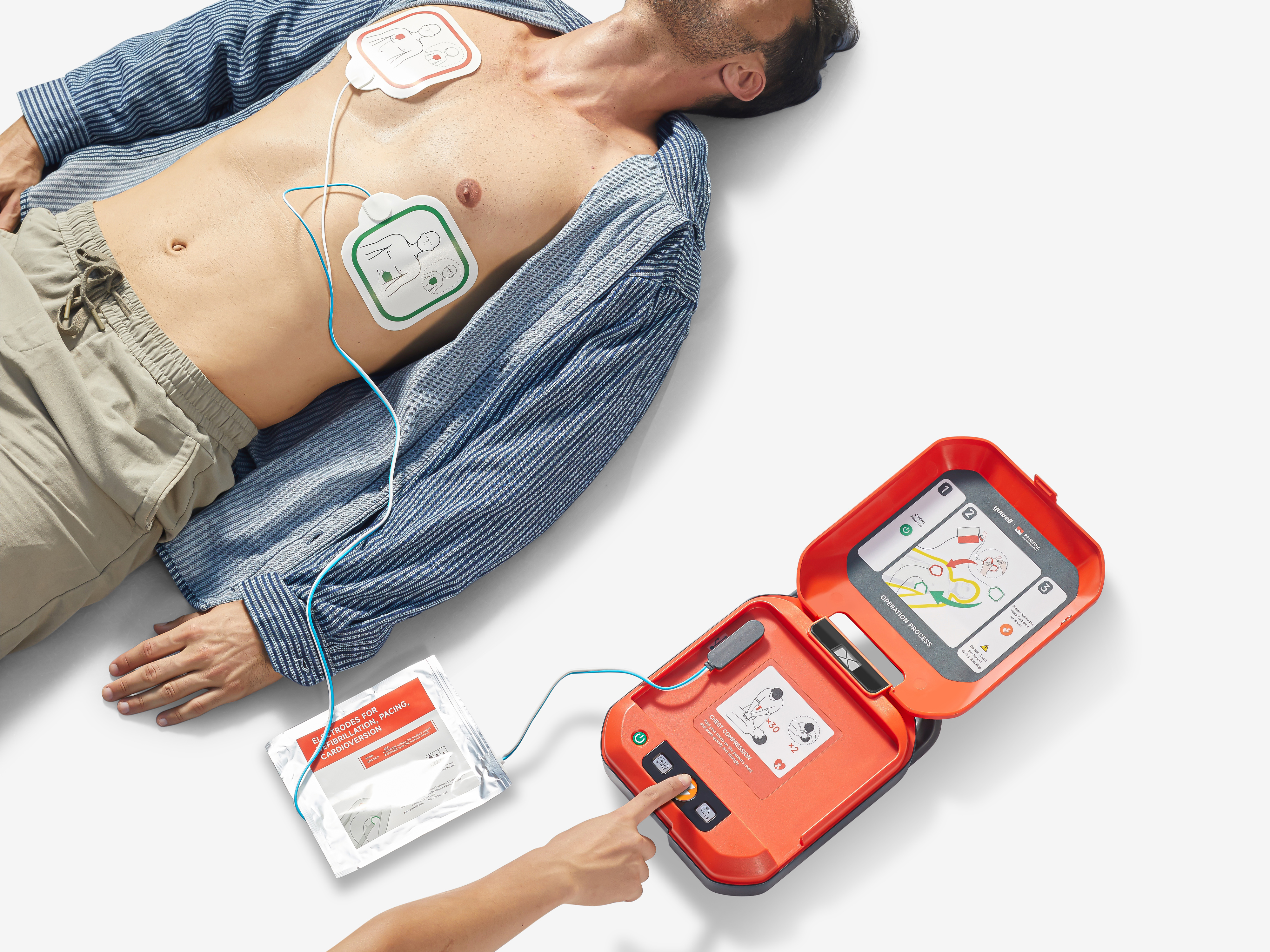 medical care，industrial design，AED，Defibrillation，Call for help，Portable，outdoors，