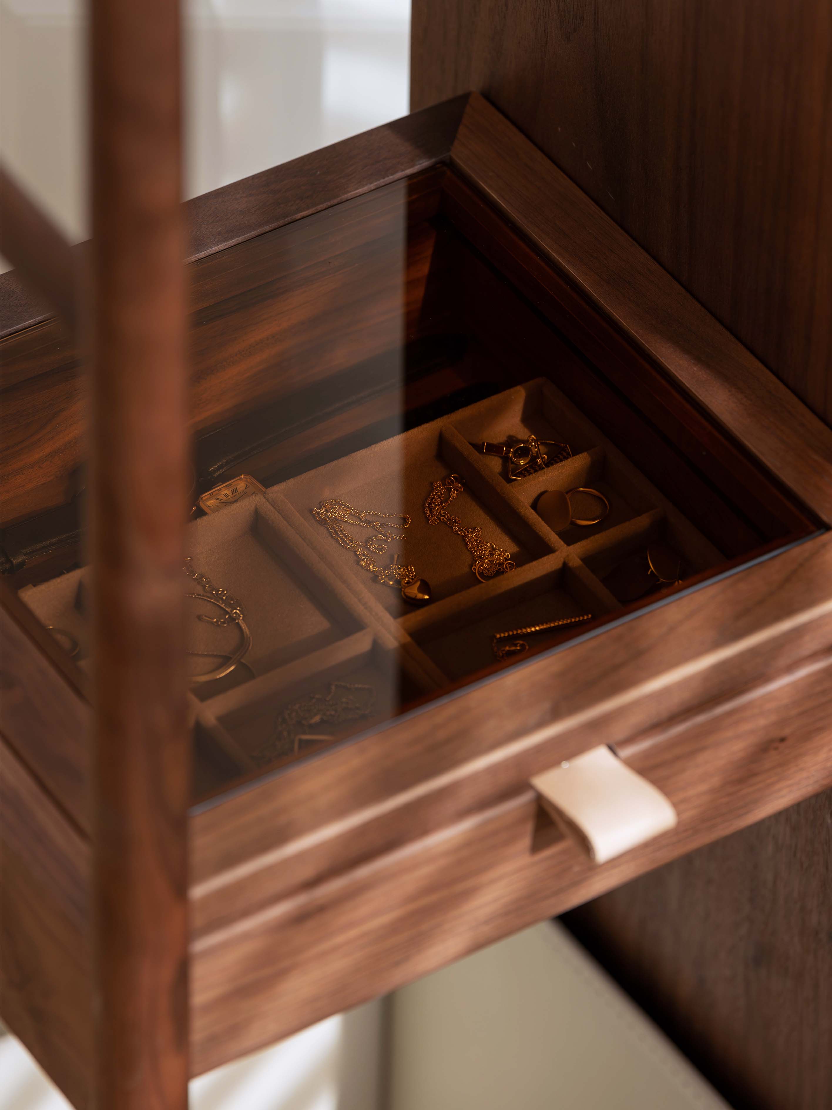 furniture design ，Solid wood furniture，Original design，Residential Furniture，Coat rack，