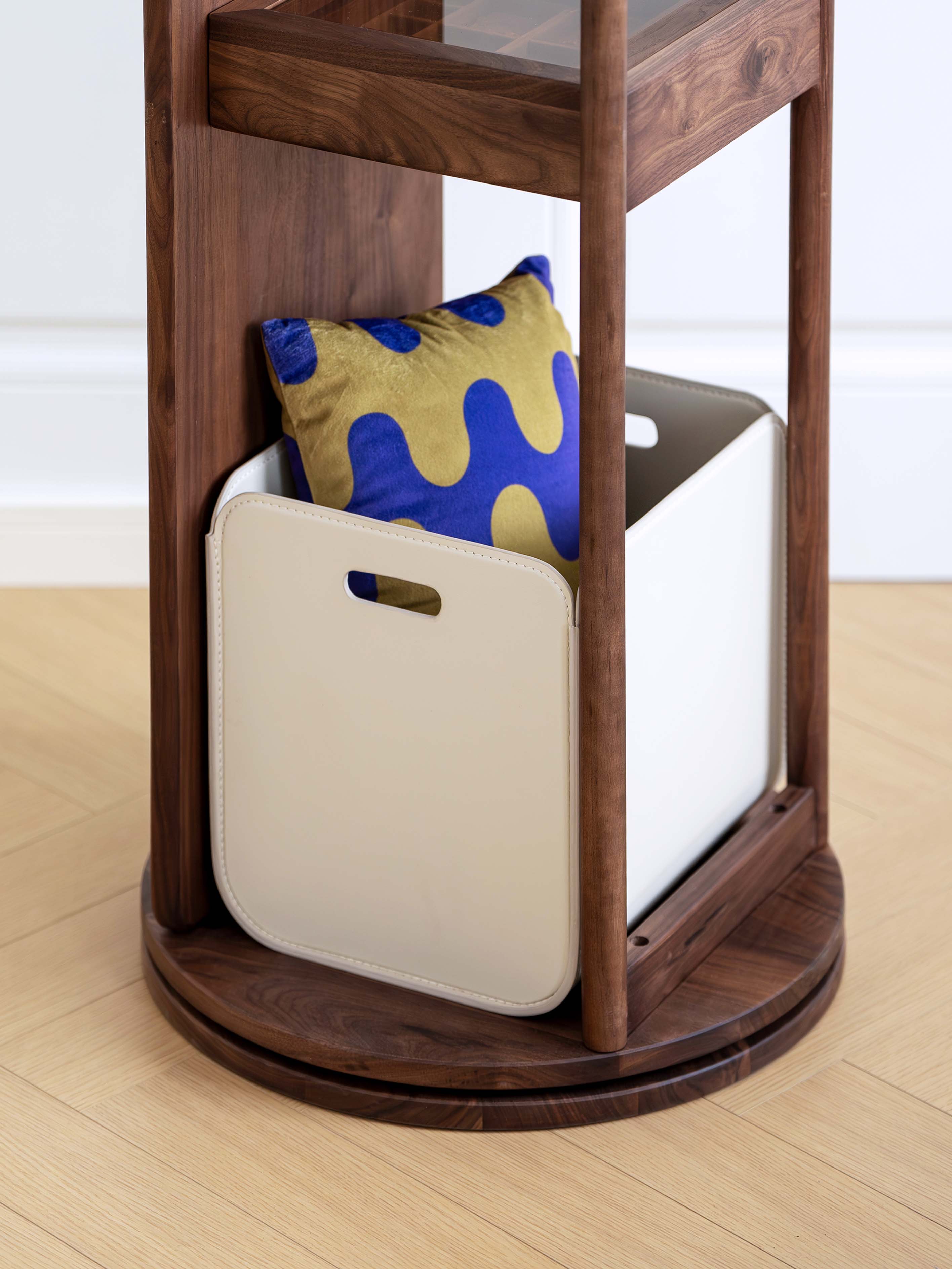 furniture design ，Solid wood furniture，Original design，Residential Furniture，Coat rack，