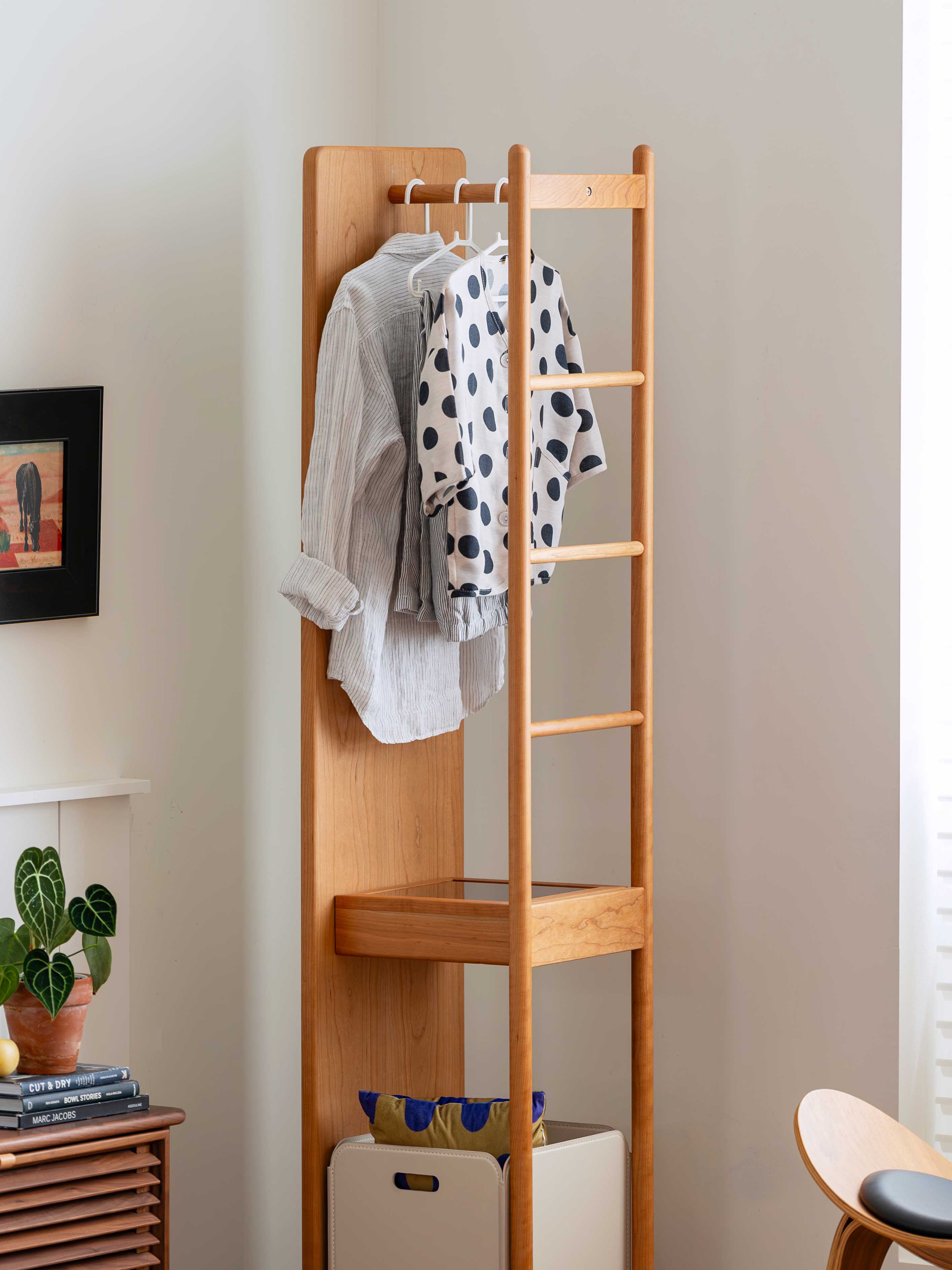 furniture design ，Solid wood furniture，Original design，Residential Furniture，Coat rack，