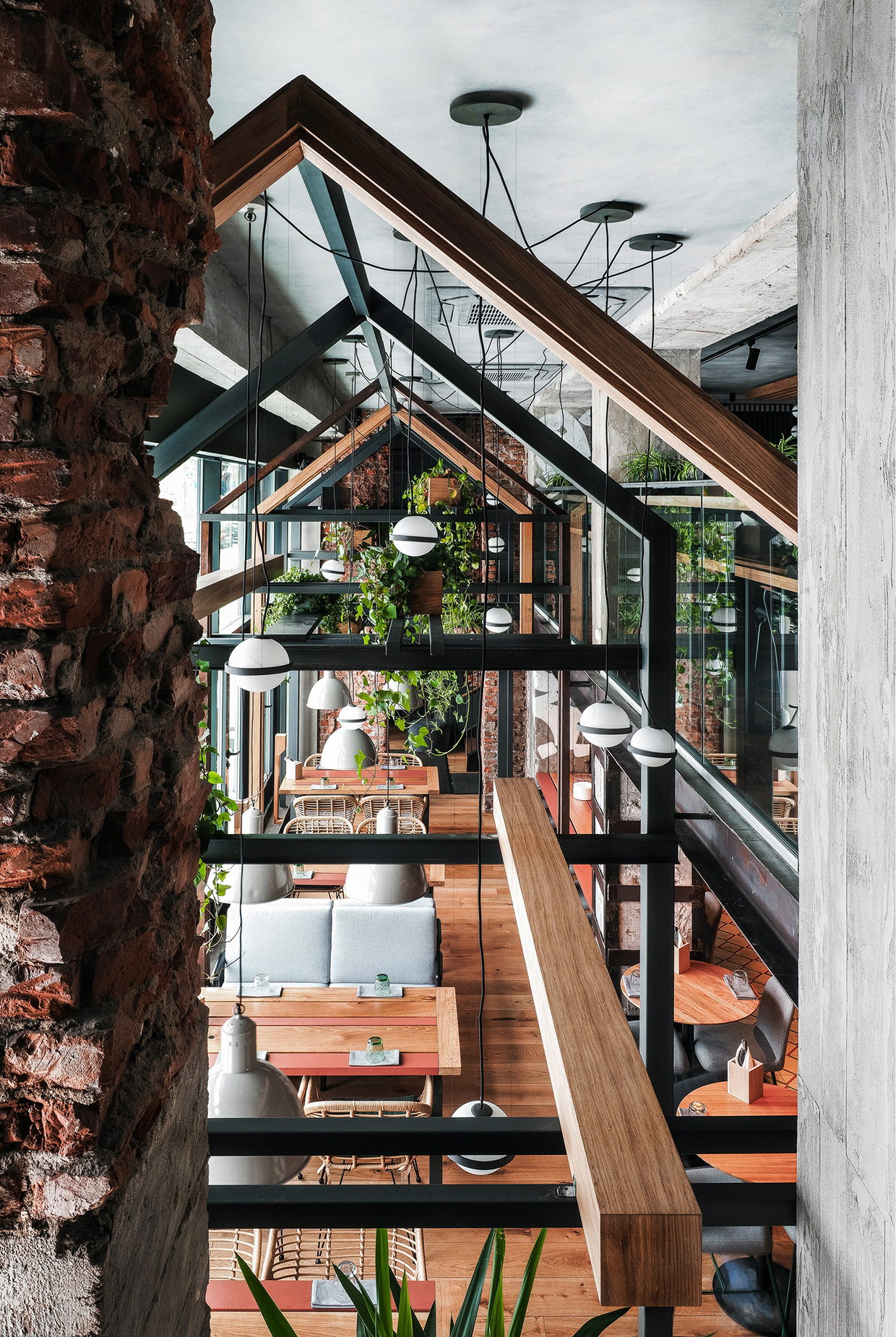 Restaurant Design，Hotel Design，Front desk design，Guest room design，Textile，Metal，Mood，high-end, sophisticated and classy，