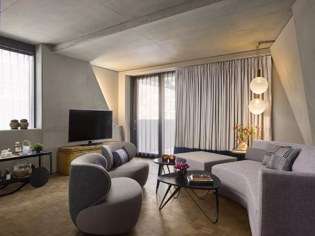 Restaurant Design，Hotel Design，Front desk design，Guest room design，Textile，Metal，Mood，high-end, sophisticated and classy，