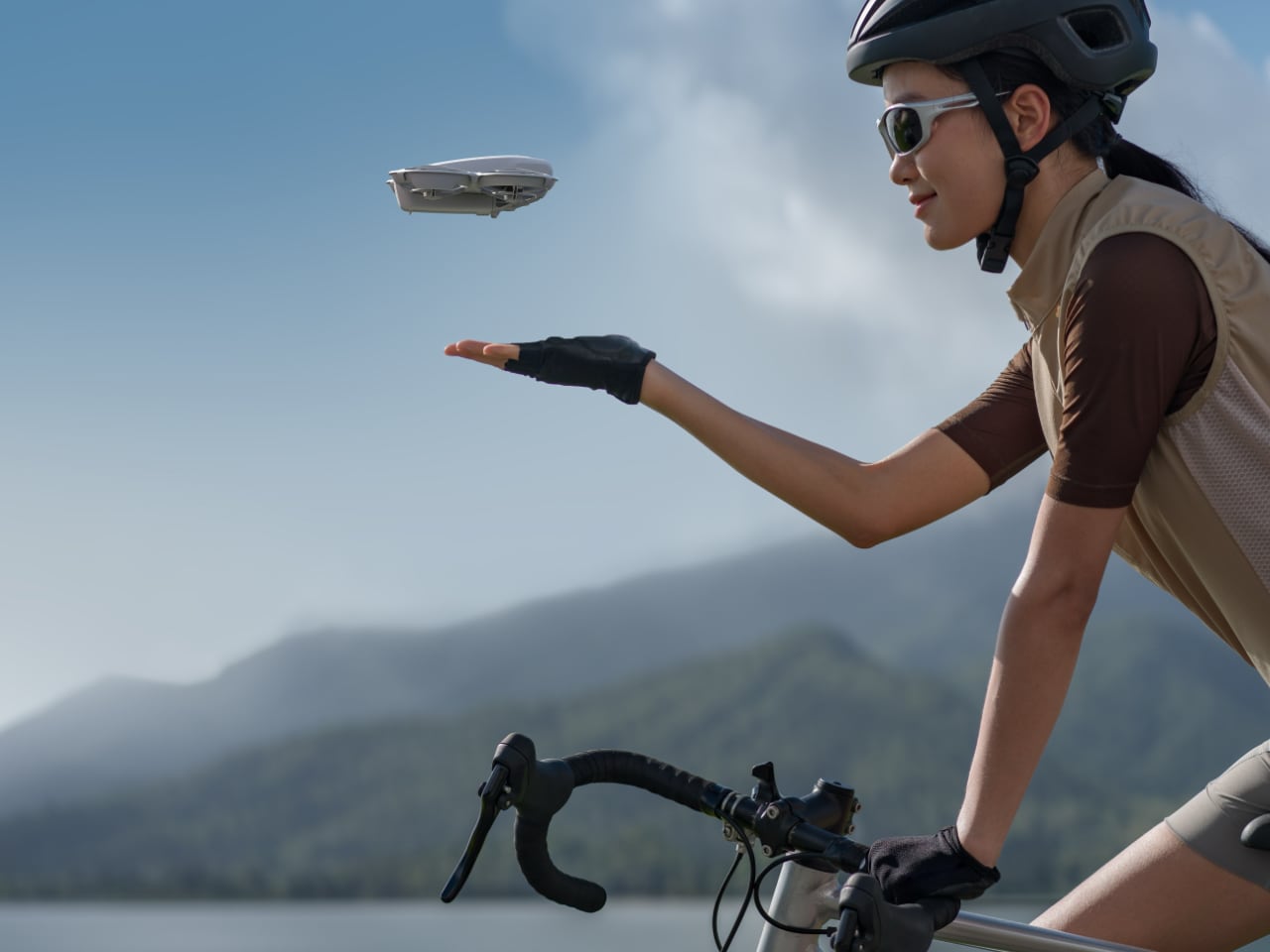 4K video，NEO，UAV，portable，QuickShots，