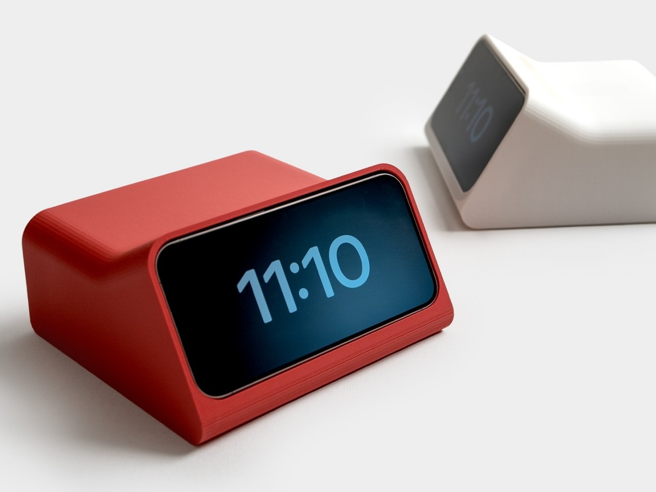 IPhone base，MagSafe，OVERWERK，Dieter Rams，