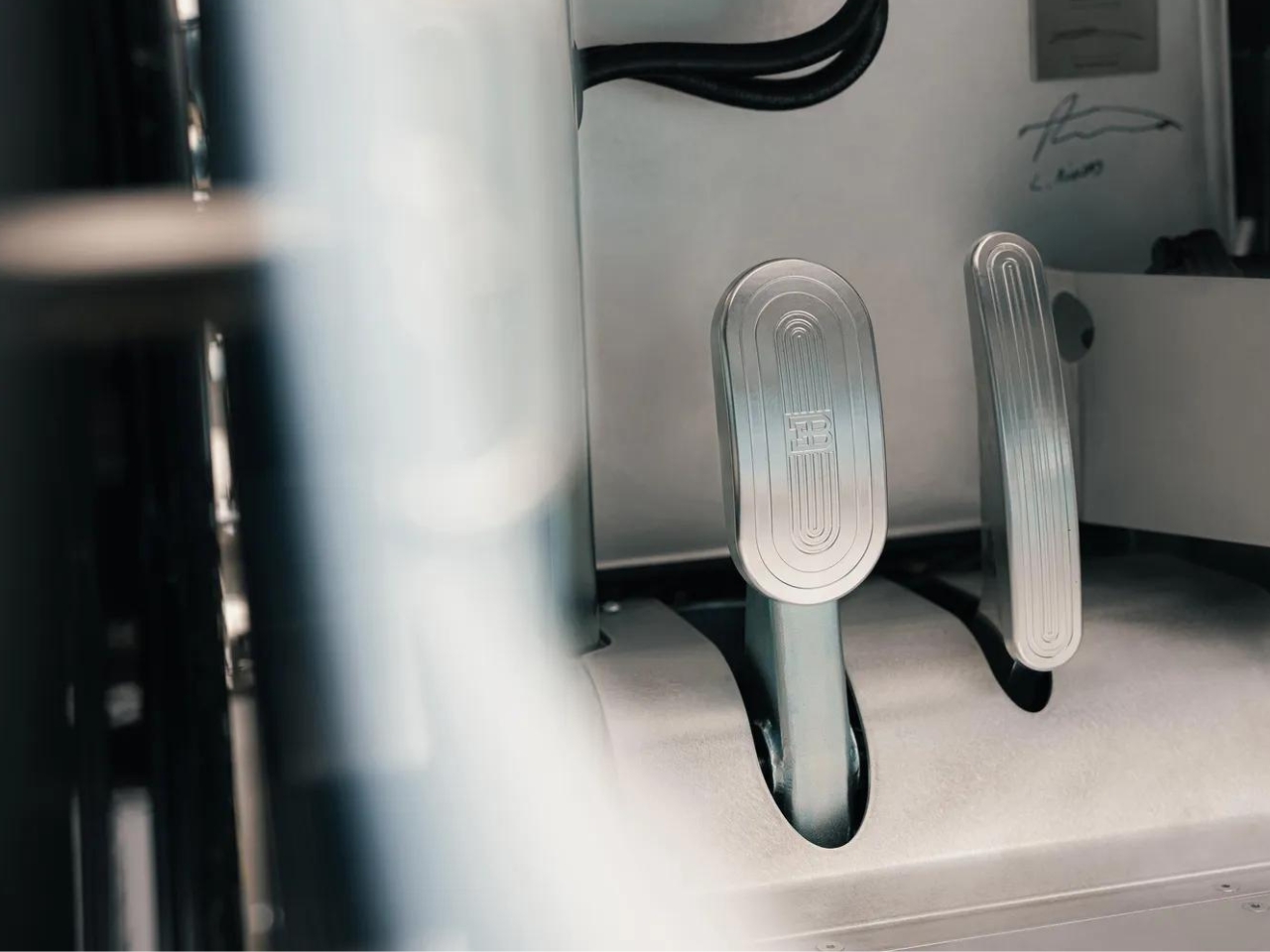 bugatti，automobile，vehicle，Bugatti，