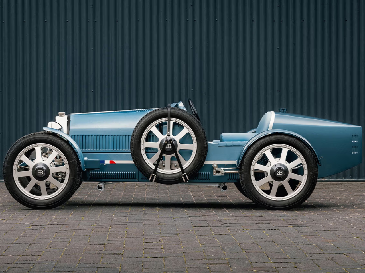 bugatti，automobile，vehicle，Bugatti，