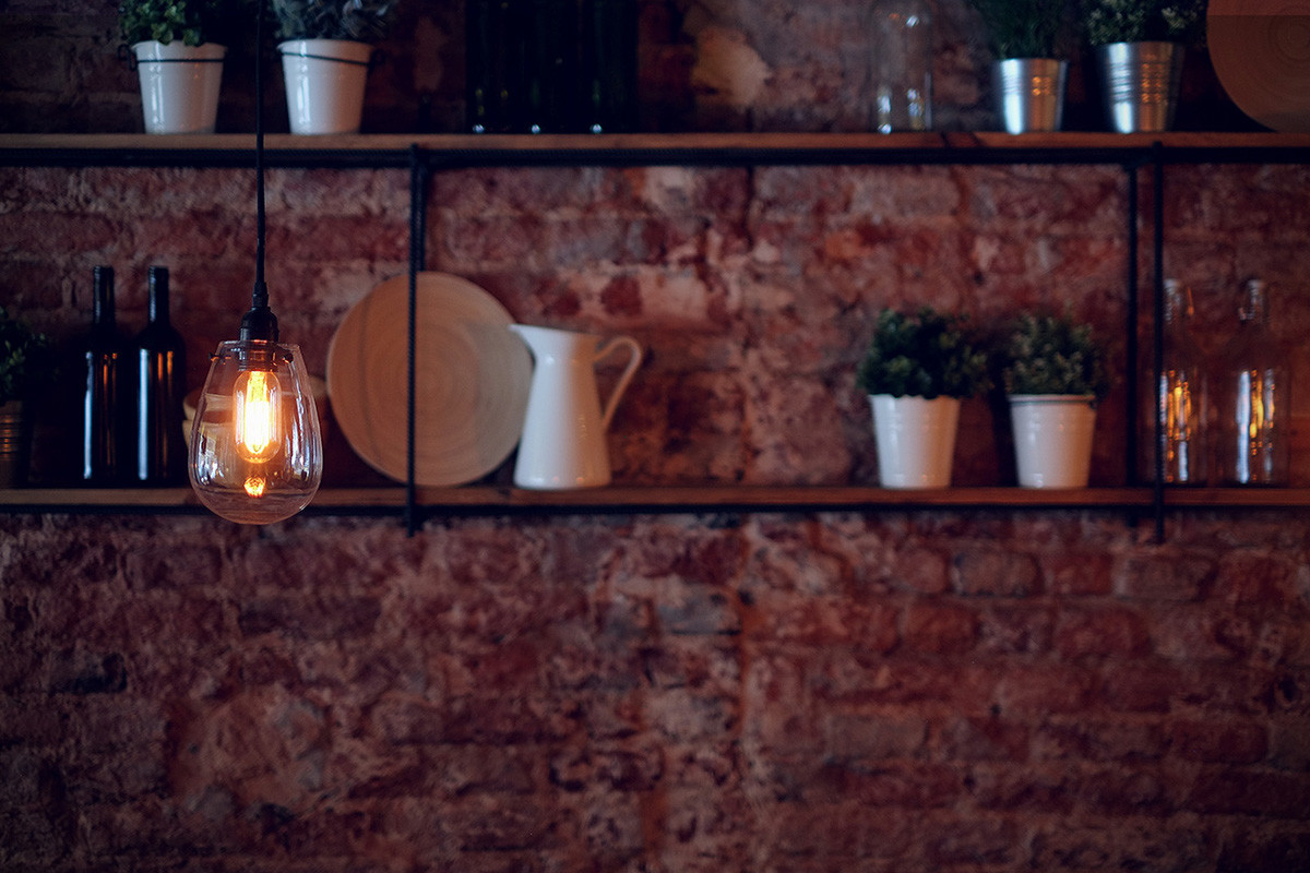 literature，restaurant，indoor，decorate，furniture，