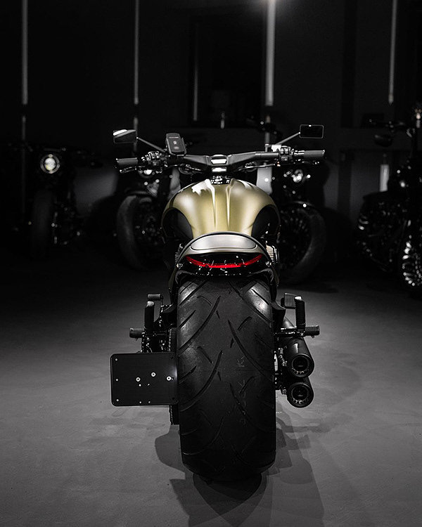 ALTRE，motorcycle，vehicle，industrial design，