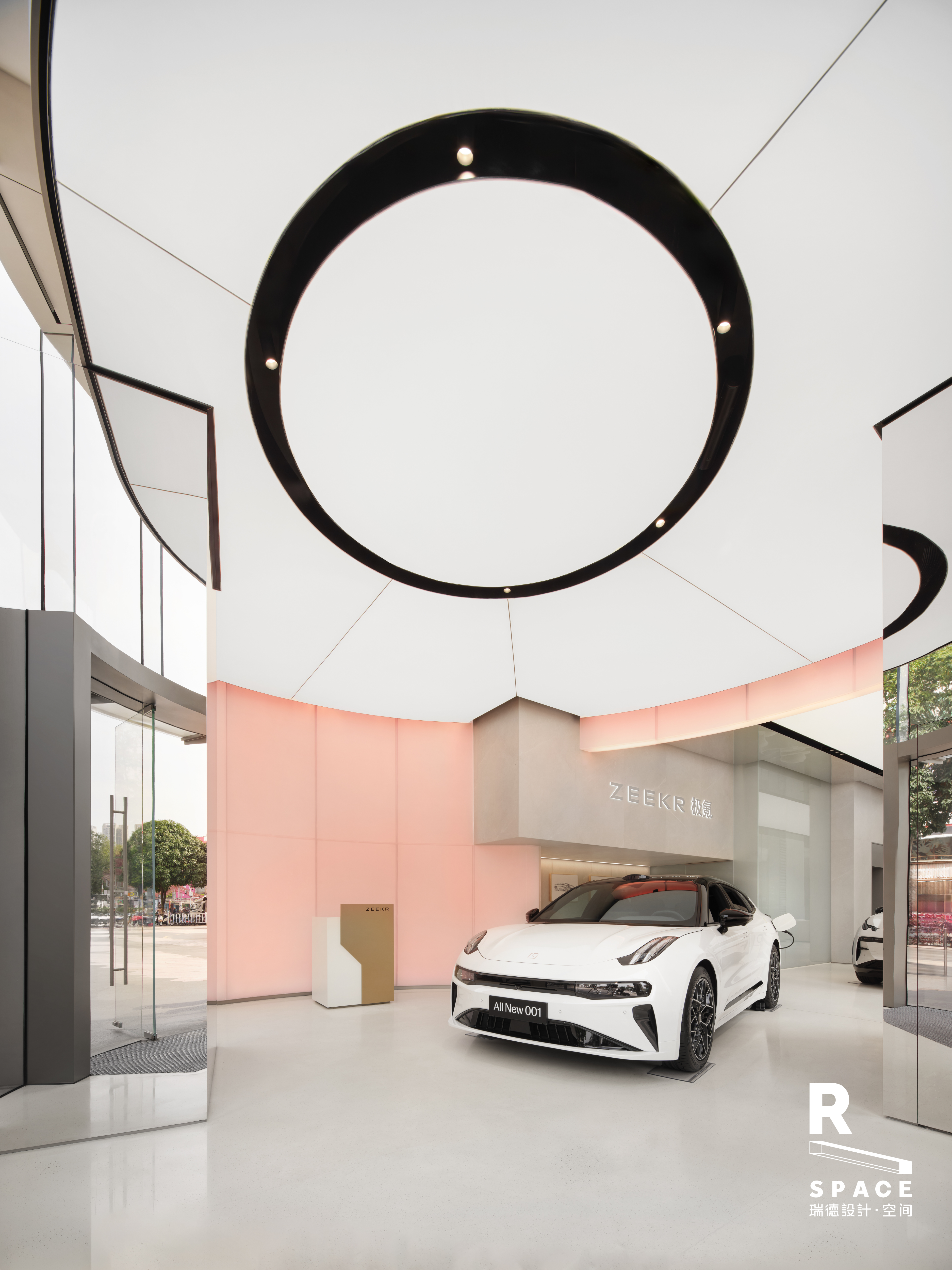 Original works，Commercial space design，New energy vehicle，Pole Krypton Center，Foshan lion dance，In the local culture，Red design，Hangzhou design company，