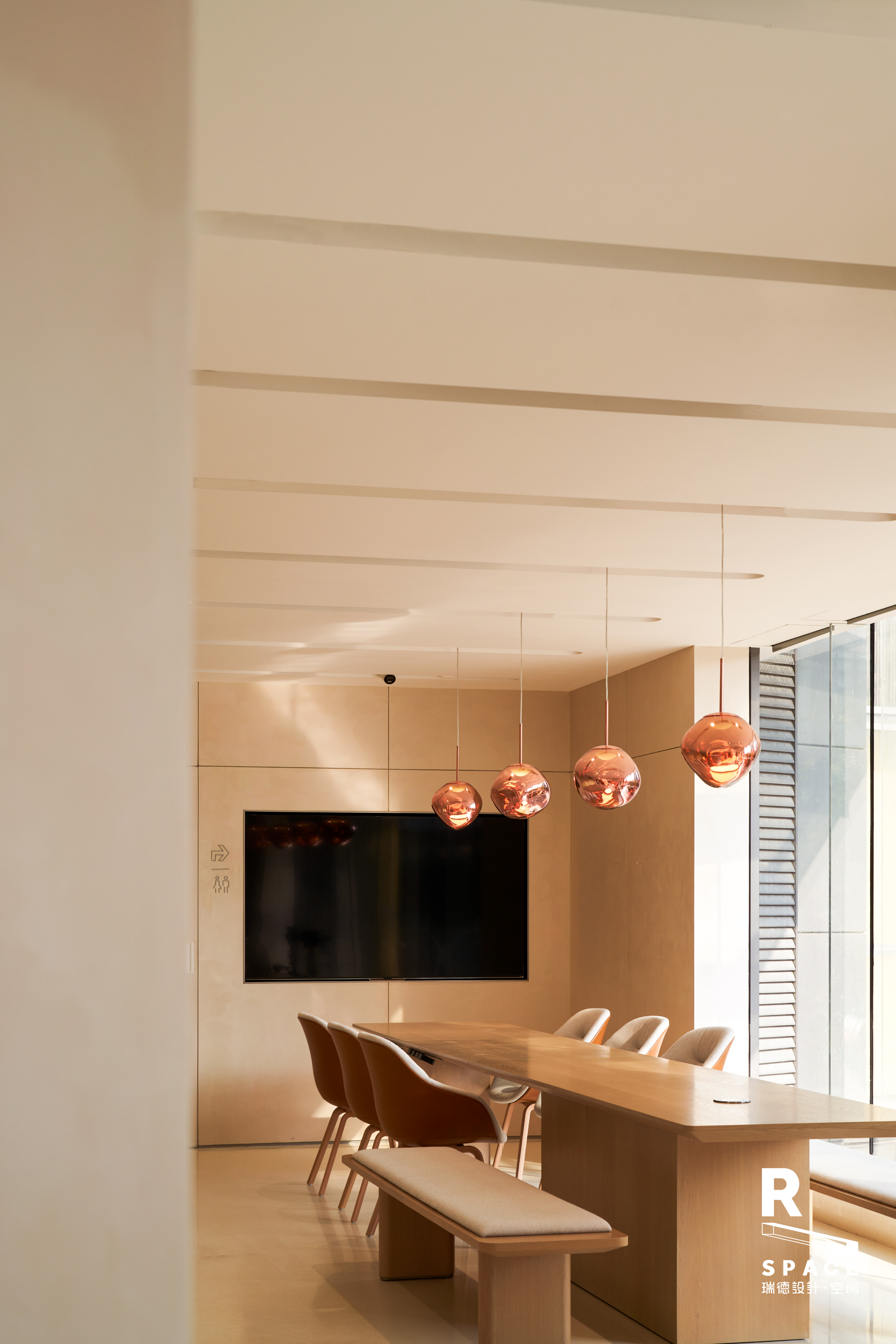 Original works，Commercial space design，New energy vehicle，Pole Krypton Center，Foshan lion dance，In the local culture，Red design，Hangzhou design company，