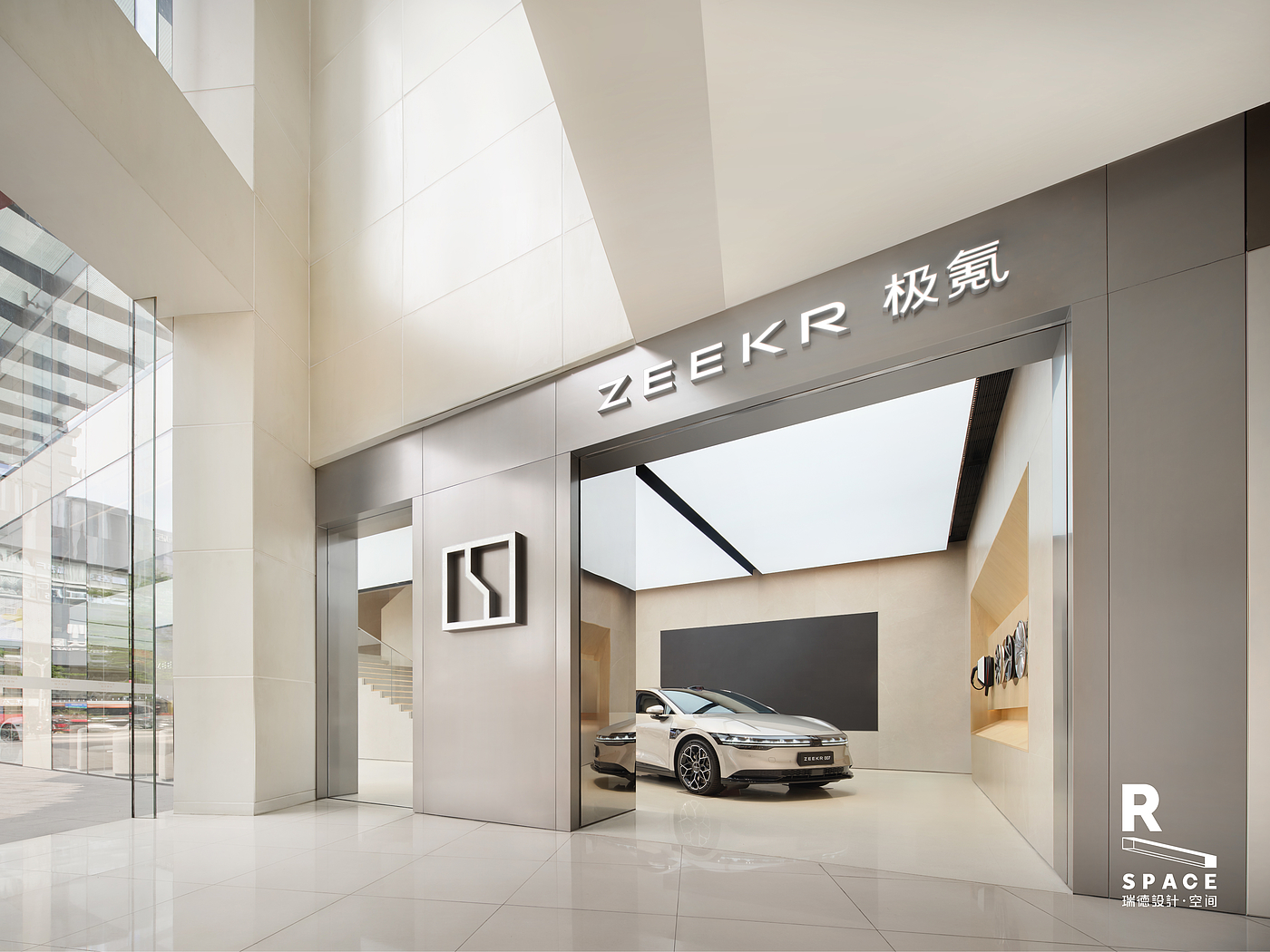 Original works，Commercial space design，New energy vehicle，Pole Krypton Center，Foshan lion dance，In the local culture，Red design，Hangzhou design company，