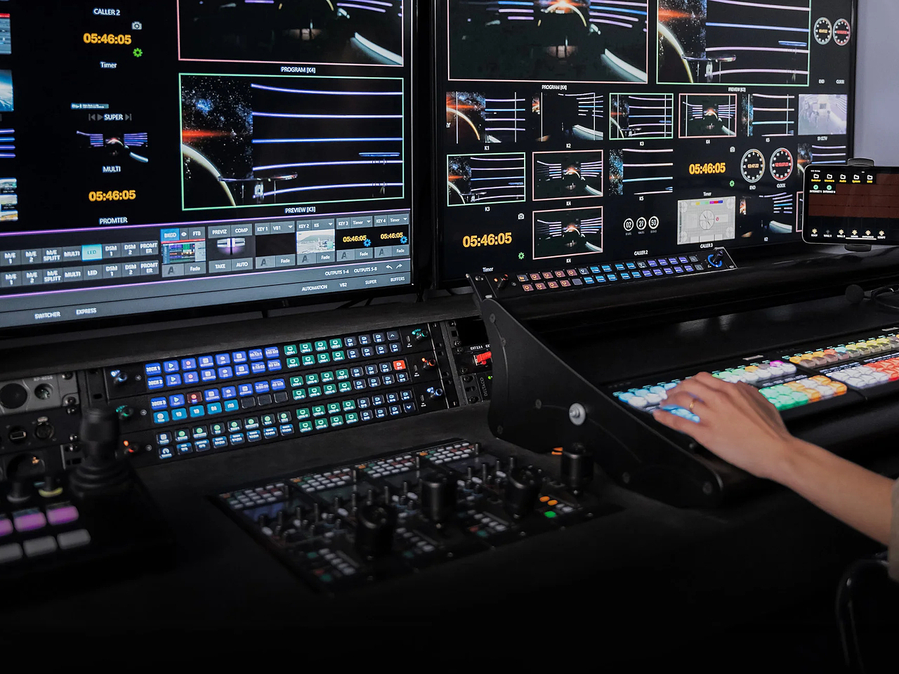 Digital work，radio broadcast，Streaming Media Console，Stream Deck Studio，