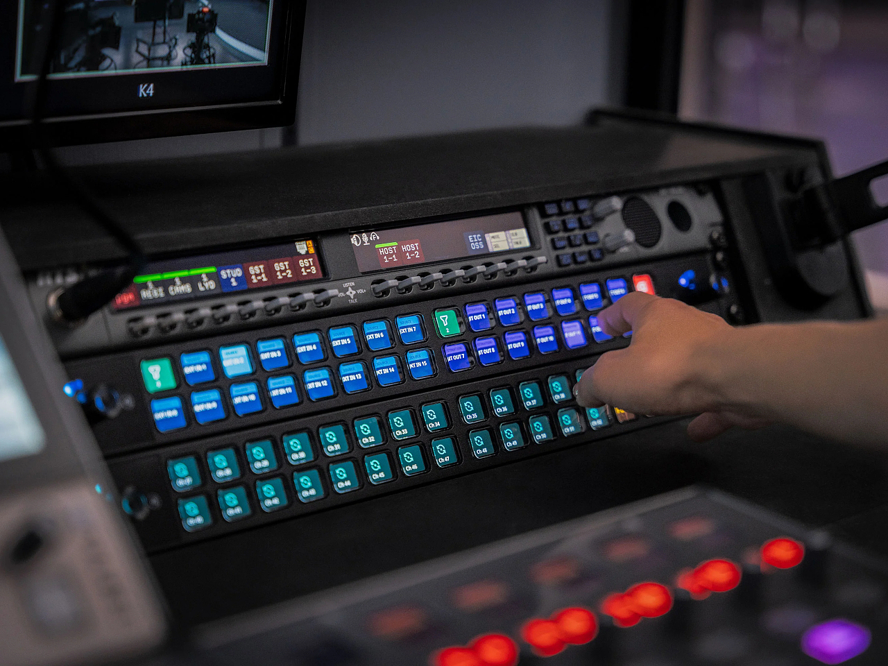 Digital work，radio broadcast，Streaming Media Console，Stream Deck Studio，