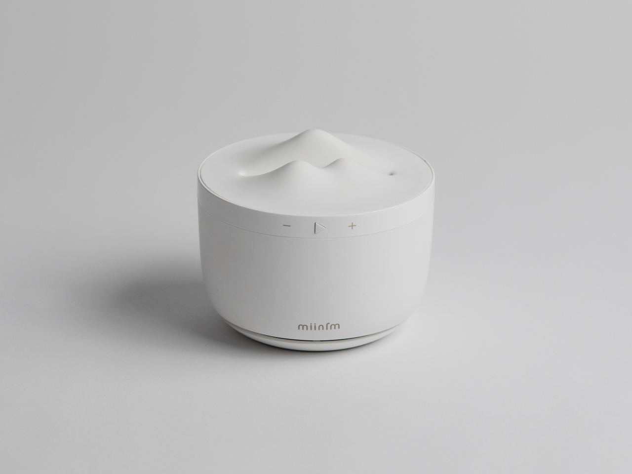 Bluetooth Speaker ，User experience，Minimalist design ，Music interaction，